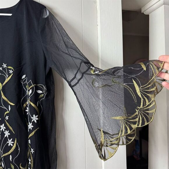 Alfani Women's Plus L Black Embroidered Bell Sleeve Floral Blouse - Picture 3 of 5